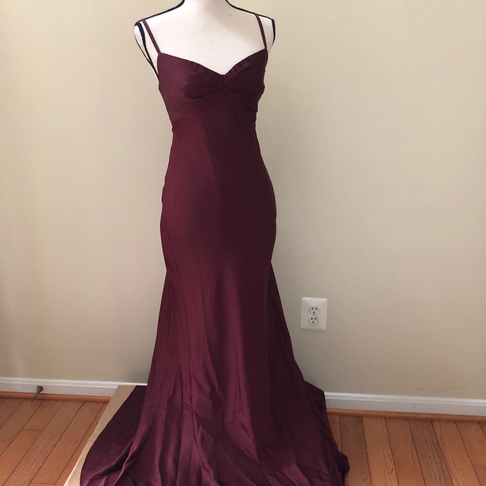 Spaghetti strap satin wine party gown